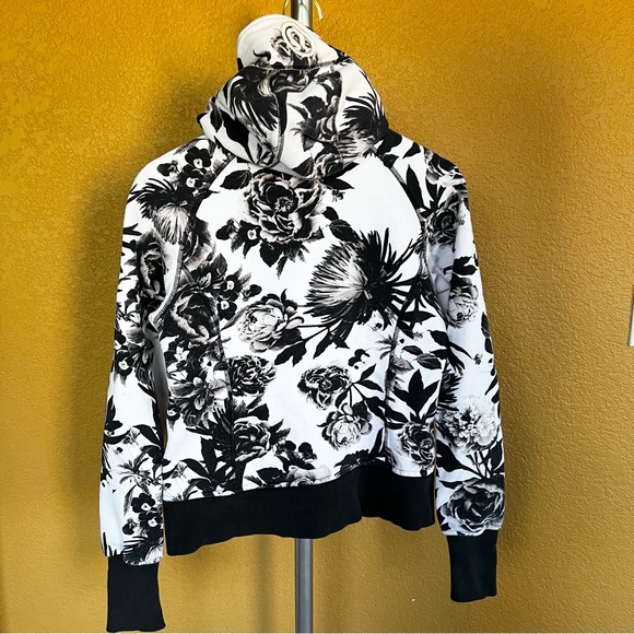 Lululemon Scuba Hoodie Brisk Bloom Full Zip - Picture 2 of 13